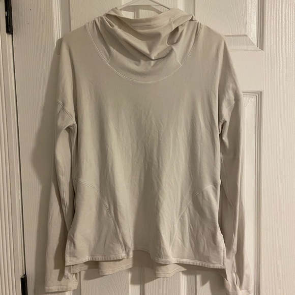 Lululemon nulu sweatshirt - Picture 1 of 2